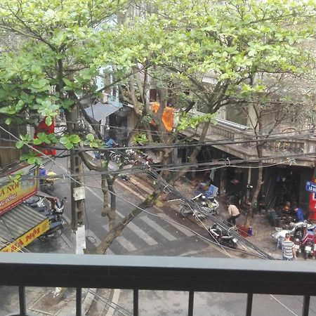 Daisy Hostel Hanoi Esterno foto