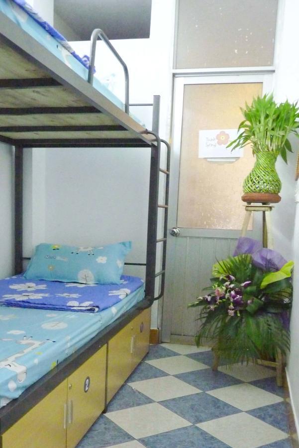 Daisy Hostel Hanoi Esterno foto
